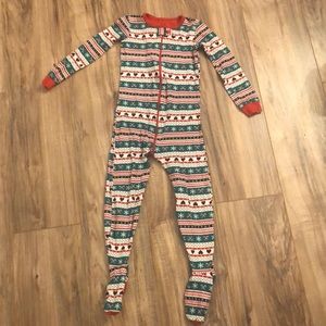 🎄🎁 Christmas Pajamas One Piece Footed  Size 5T